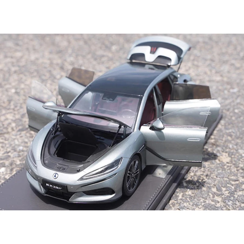 

Diecast 1:18 Denza Z9 GT Alloy Car Model Static Collection Decorated Holiday Gifts Toys