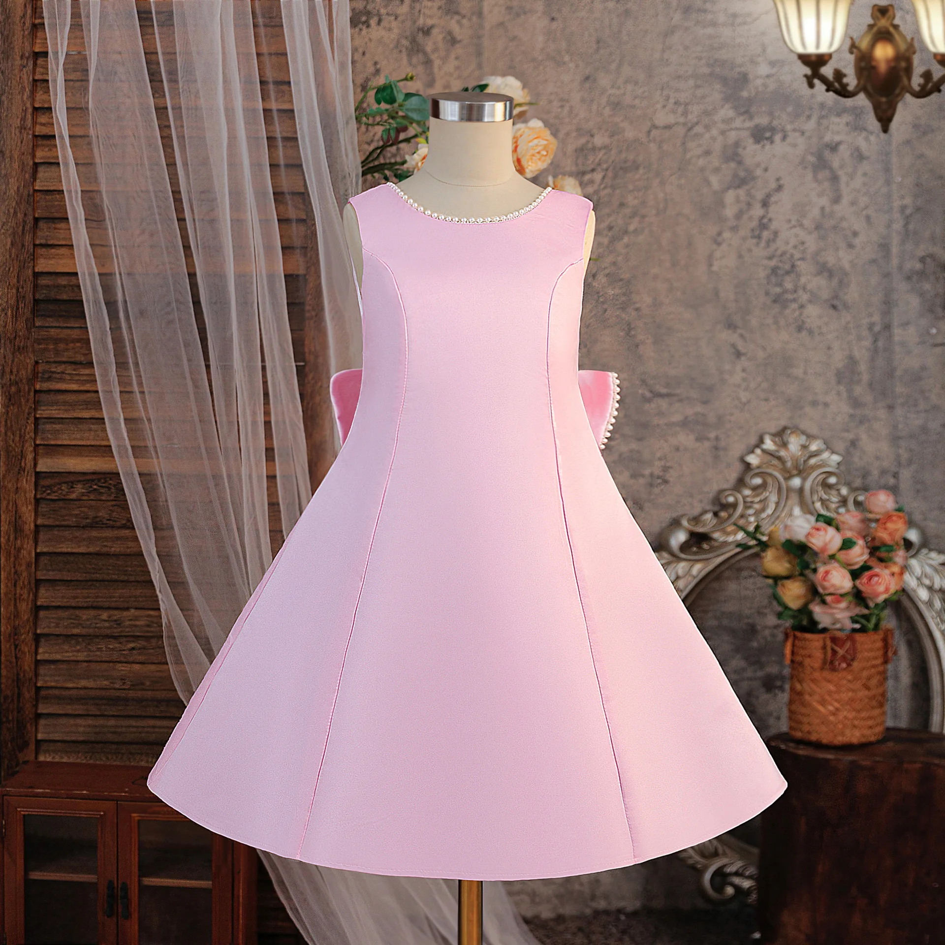 

Elegant Dress For Girls Big Bow Beaded Backless Princess Dress For Kids Birthday Party Bridesmaid Wedding First Communion Gown