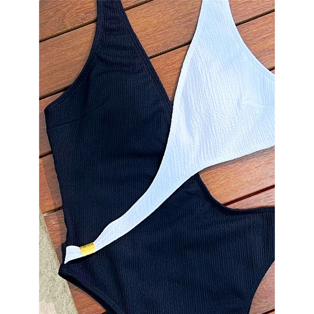 Damen-Monokini mit hohem Beinausschnitt, asymmetrisch geschnitten, mit Neckholder und V-Ausschnitt, einteiliger Badeanzug, Badebekleidung, Badeanzug, Modell V6806. – Detail 12