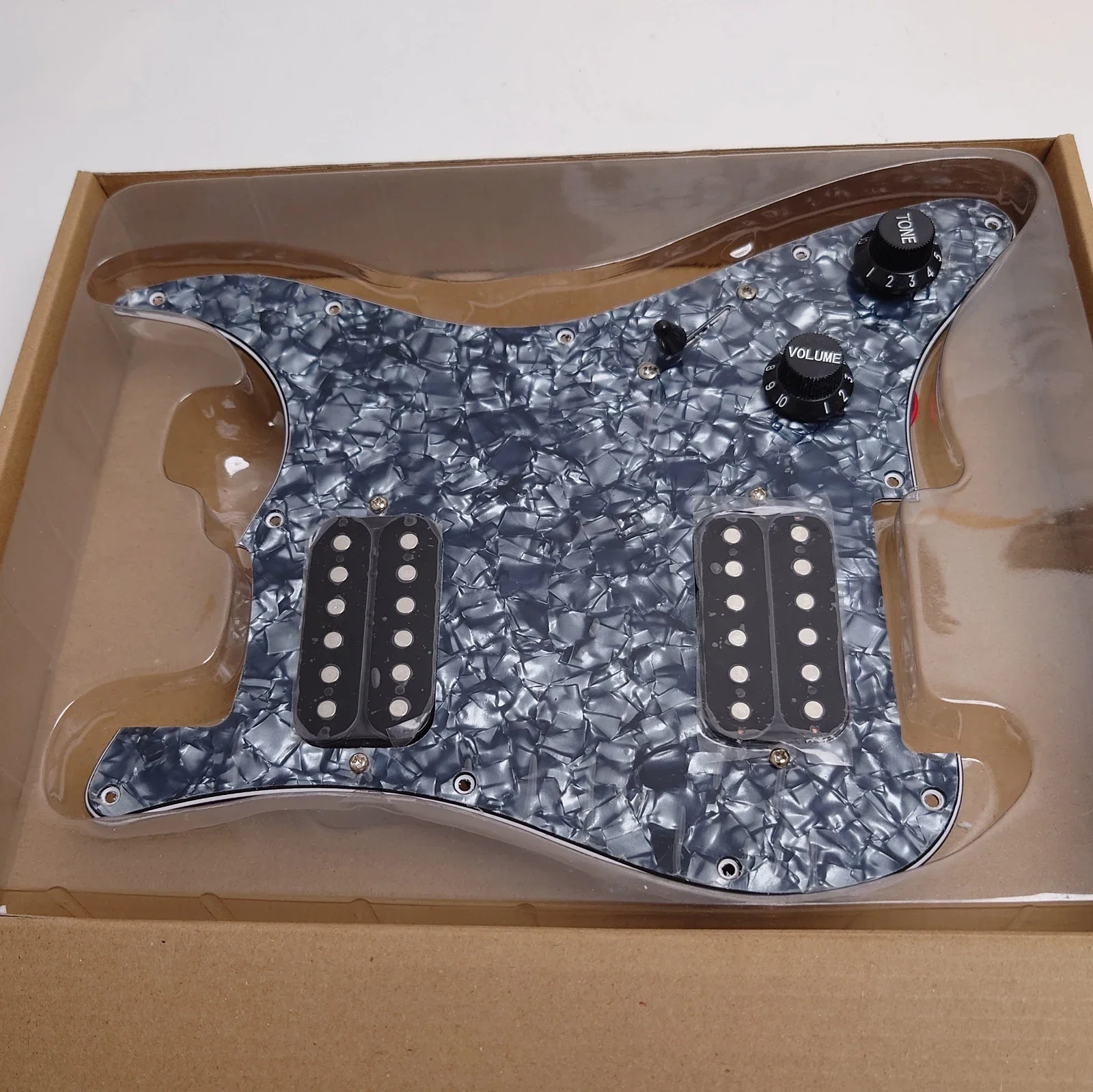 

Electric Guitar Prewired Loaded Pickguard HSH Humbucker Set for ST Guitars Hardware Pickups Replacement Guitar Equipment