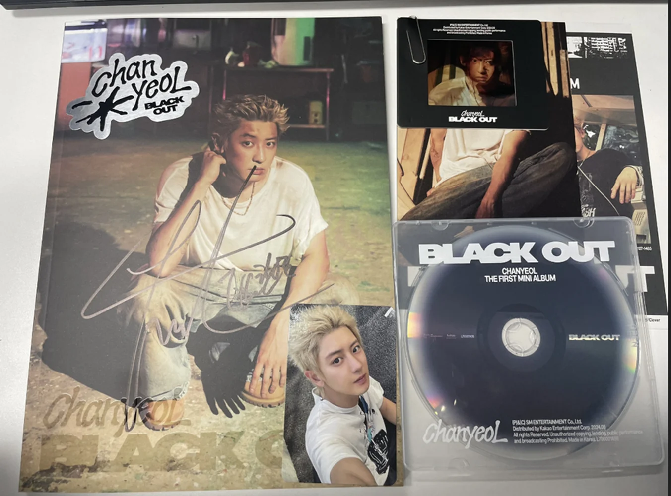 EXO Park Chanyeol Mini Album Black Out Autographed Original CD Official K-POP 2024A