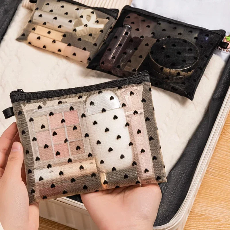

Nylon Mesh Cosmetic Bag Zipper Heart Shaped Toiletry Organizer Makeup Bags Multifunctional Women Lipstick Key Coin Purse Pouch