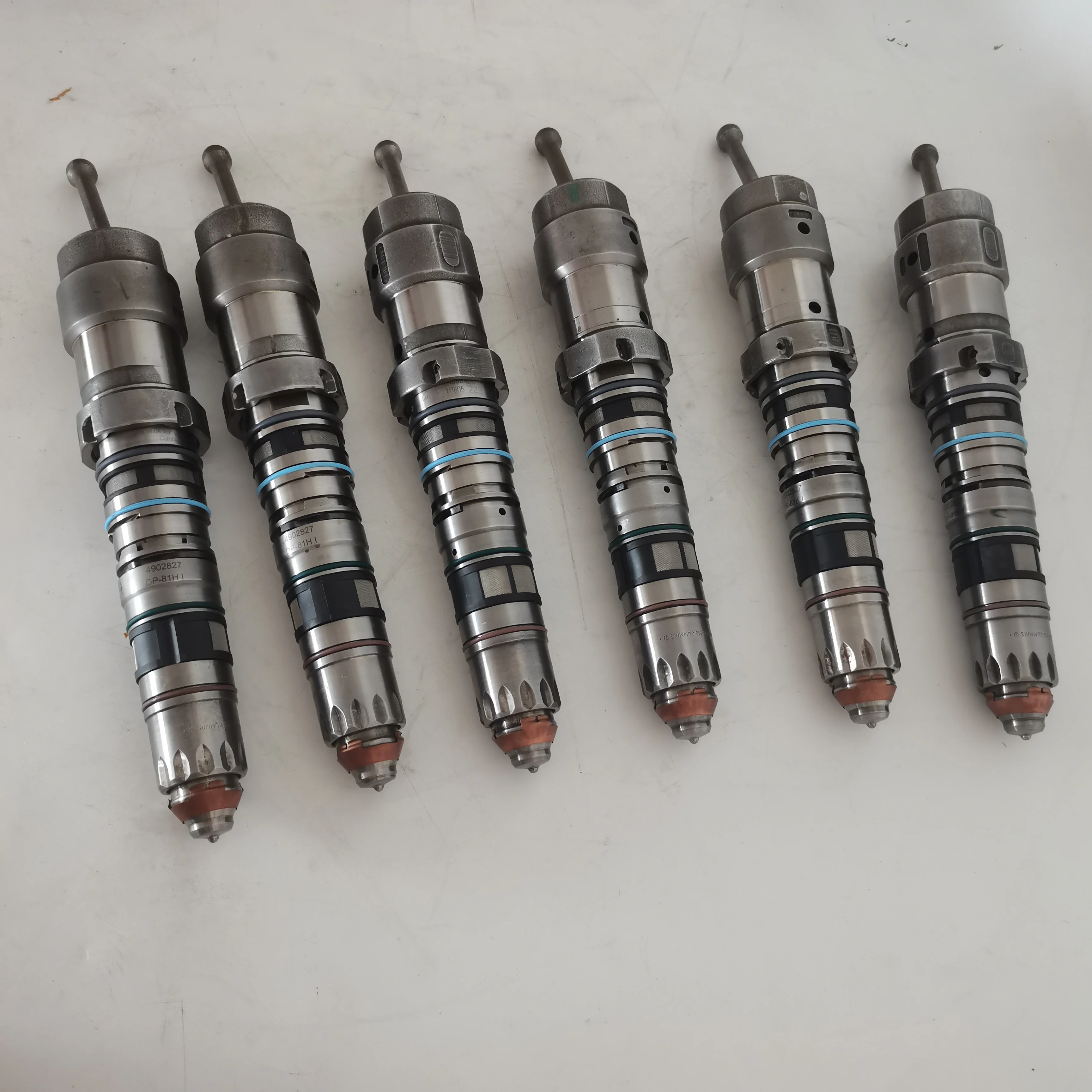 高品質 10R-3147 燃料インジェクター 10R3147 コモンレールノズル C11 C13 建設機械高品質製品