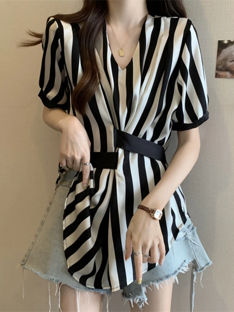 

Summer plus Size Women's Shirt Striped Asymmetrical Short Sleeve V-Neck Slimming Midi Length Waist-Cinching Tummy Covering Top