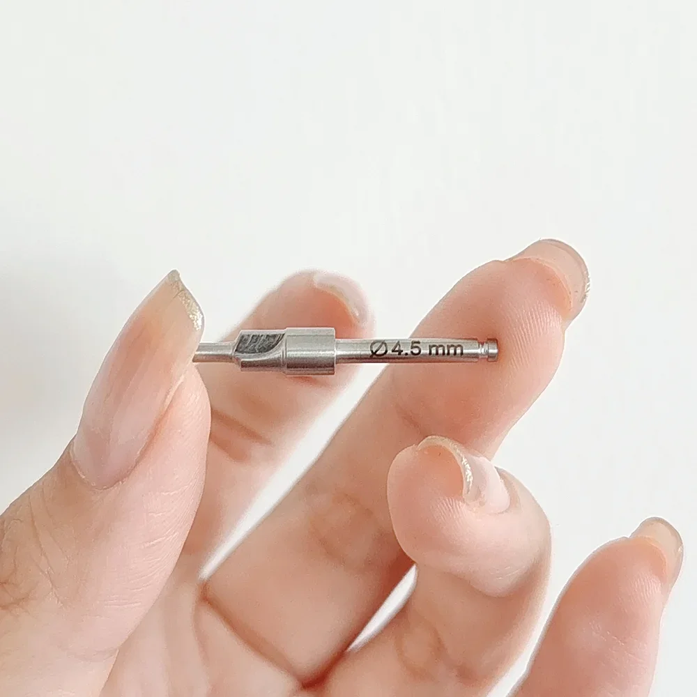 The Peri-implant Deboning Drill with Bone Drill, Abutment Placement and Countersunk Drill Will Not Damage The Implant