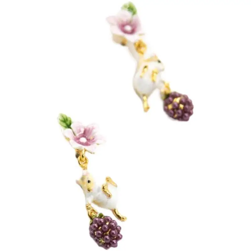 رسمت باليد خرافة الرياح المينا لطيف الهامستر لؤلؤة زهرة التوت الأسود أقراط الإناث #2