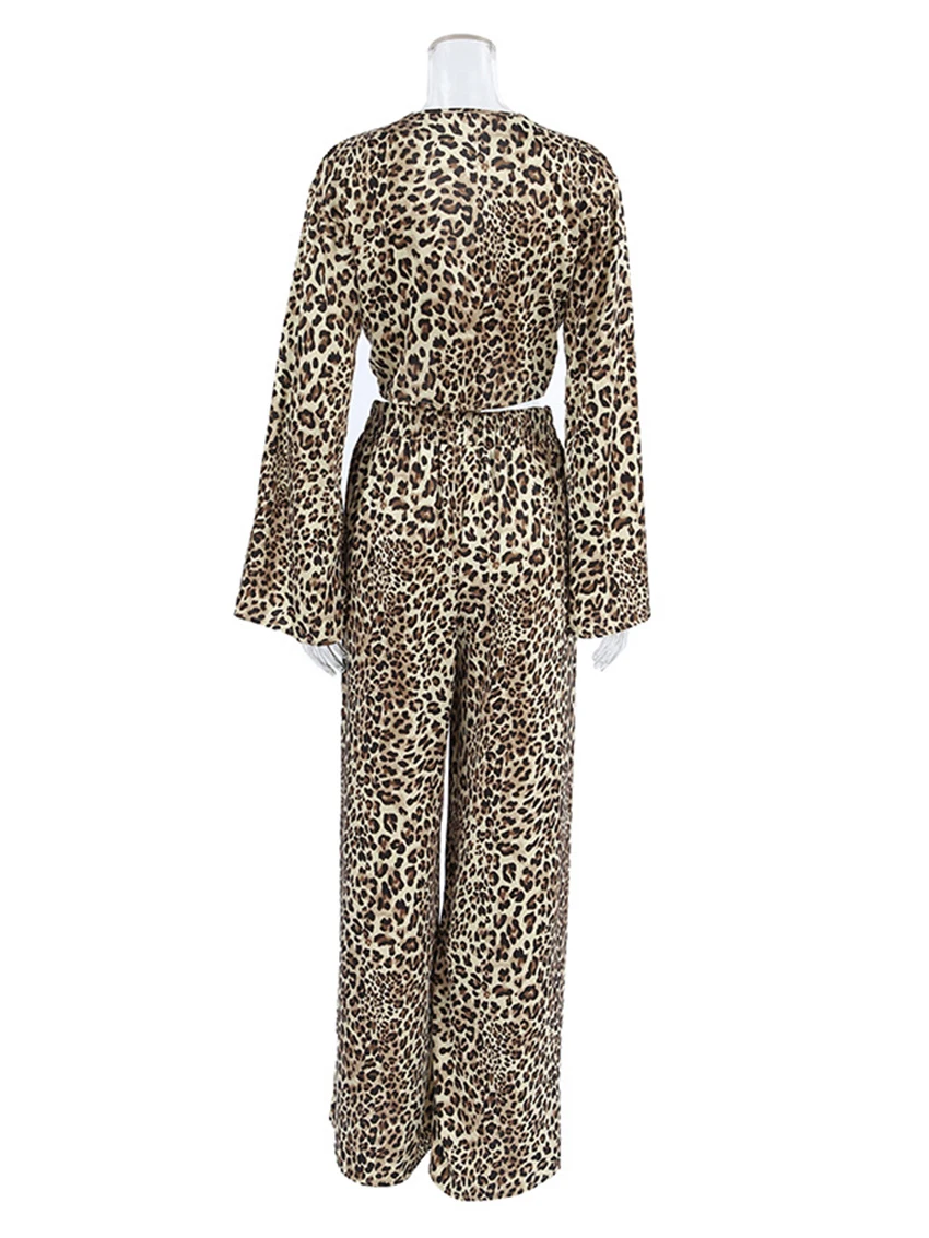 Marthaqiqi Leopard Print Ladies Pajama Suit Sexy V-Neck Sleepwear Long Sleeve Nightwear Crop Top Nightie Pants Women Nightie Set