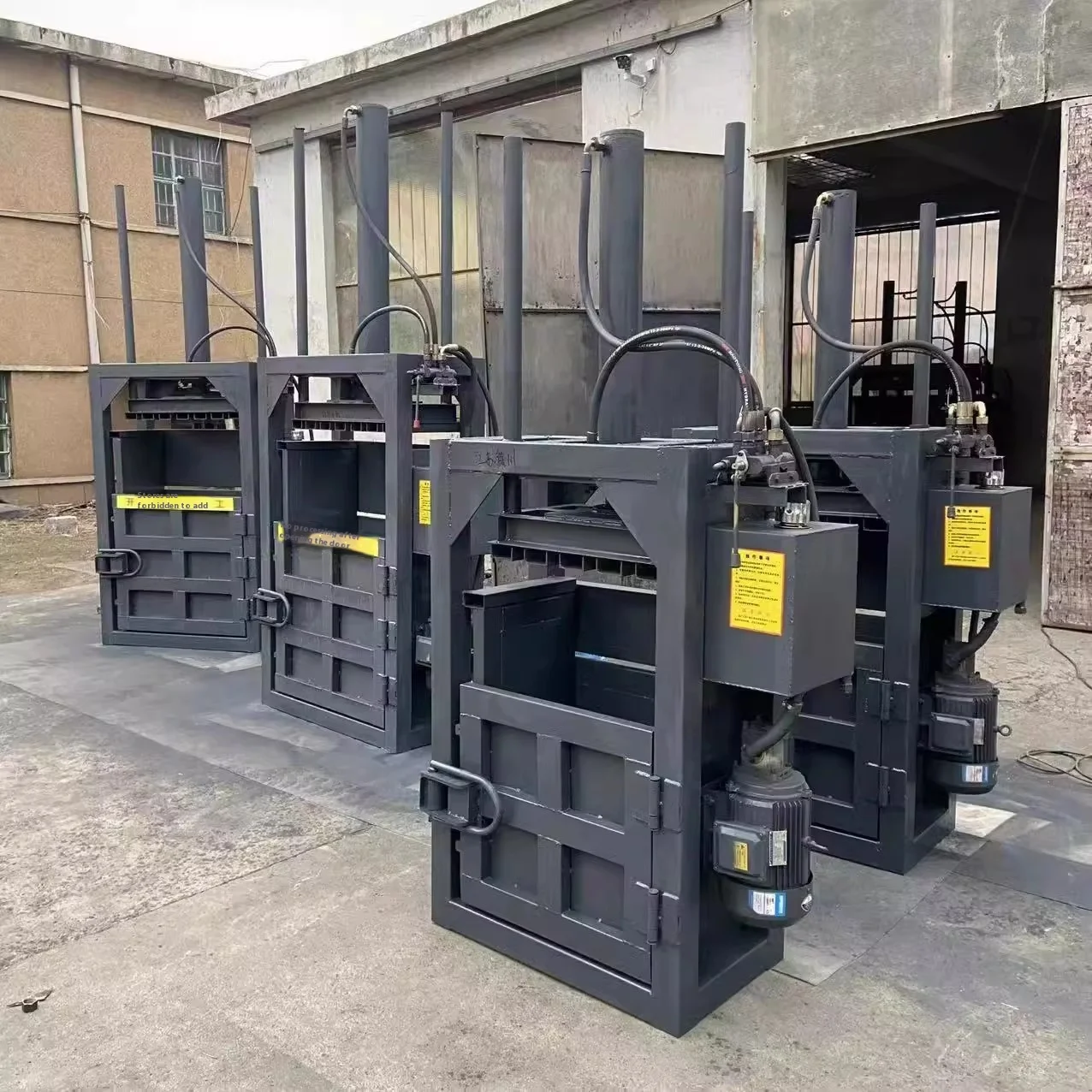 Automatische hydraulische Plastikflaschen-Ballenpresse/Kleinformationsverdichter für Abfallpapier