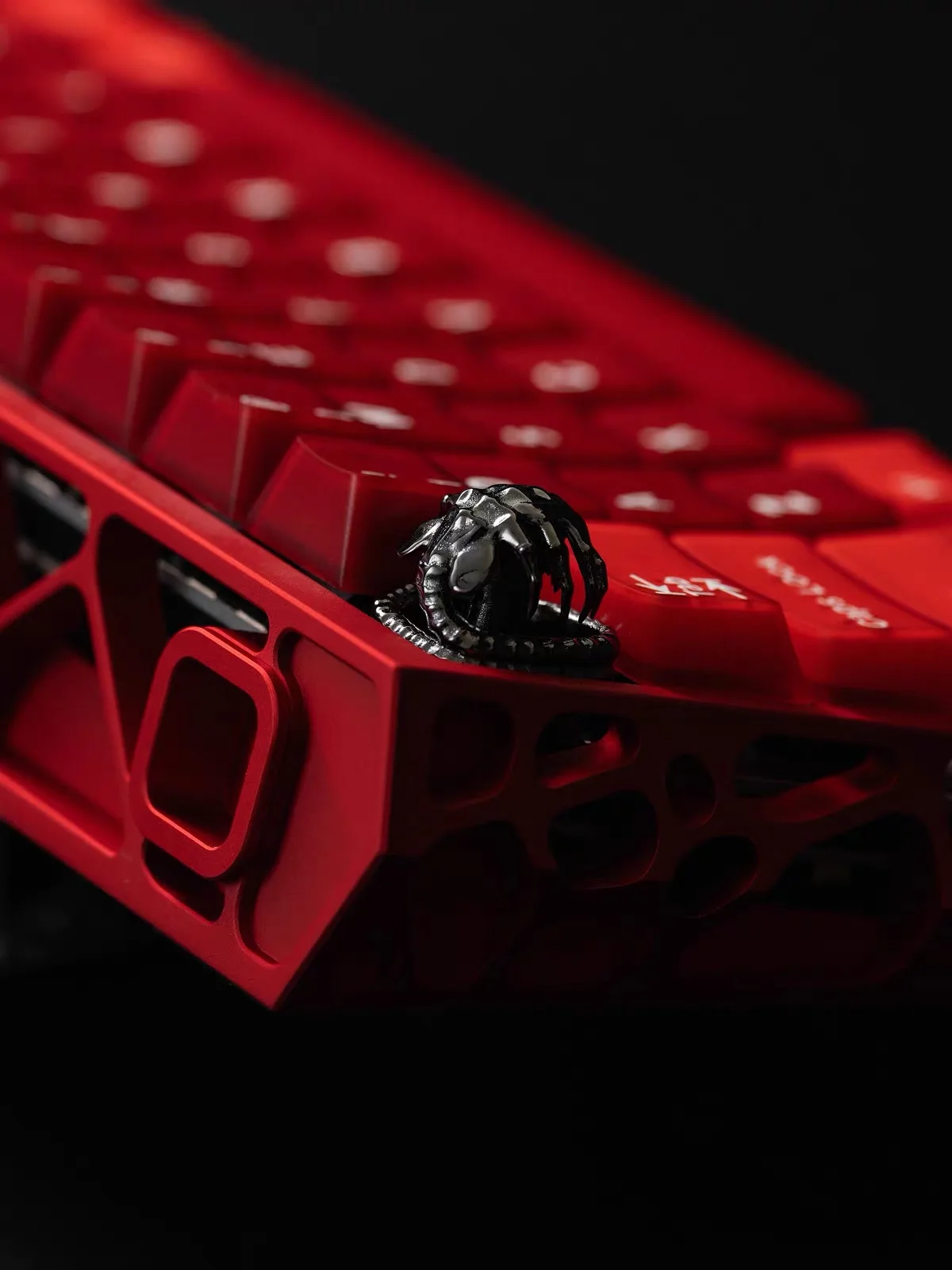 Unique alien Earth face-hugging bug original personalized keycaps, customized metal keycap design, single unit.