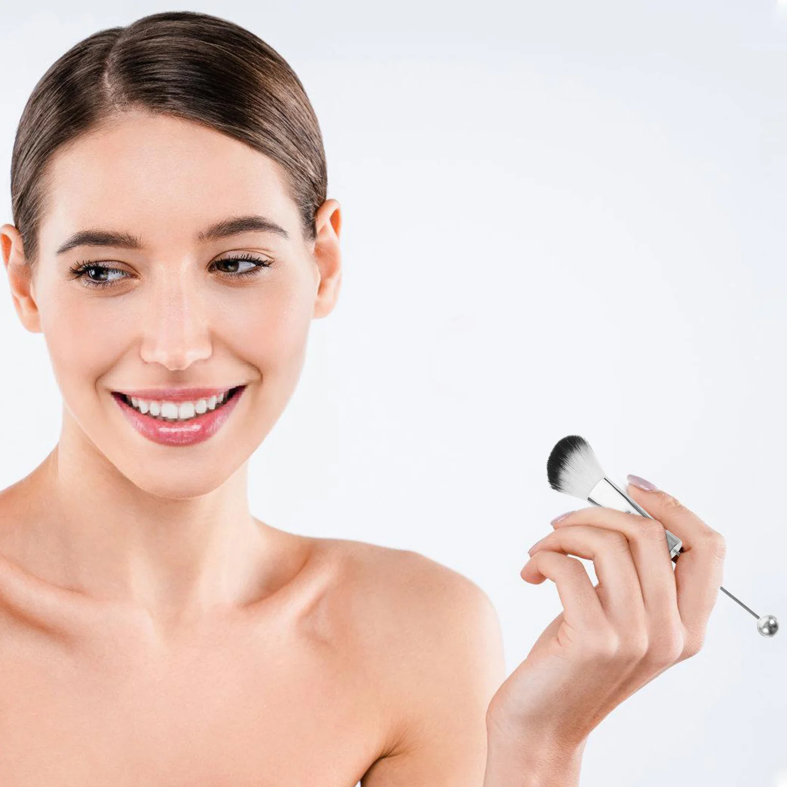 مجموعة فرش مكياج بشعيرات ناعمة بمقبض معدني، فرش مستحضرات تجميل للسفر خفيفة الوزن ومحمولة، سهلة التنظيف وصديقة للاستخدام