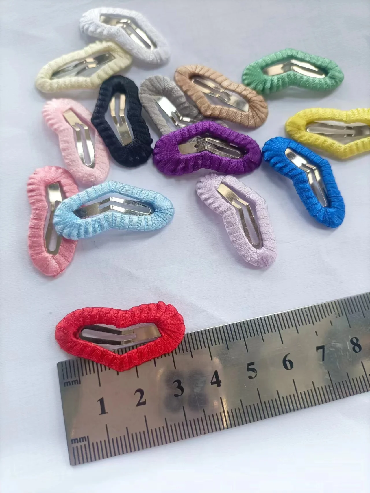 10pcs New Manual Heart-shaped Clip Dog Hairpin Pet Yorkshire BB Clip hairpin could be Pet Accessories