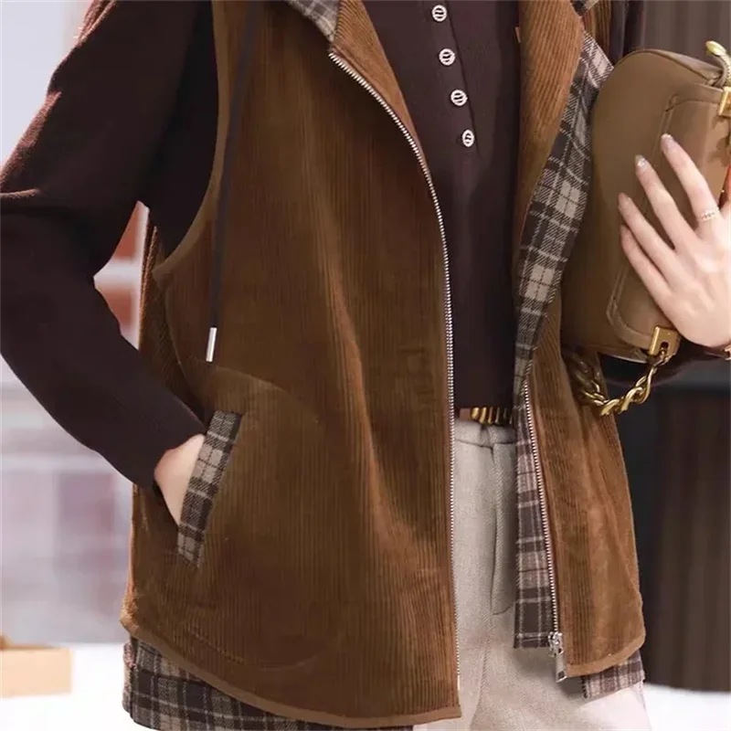 Spring Autumn Corduroy Vest Coat Women\'s New 2024 Loose Large Size Vests Jacke Khaki Brown Hooded Waistcoat Outwear Tops Female