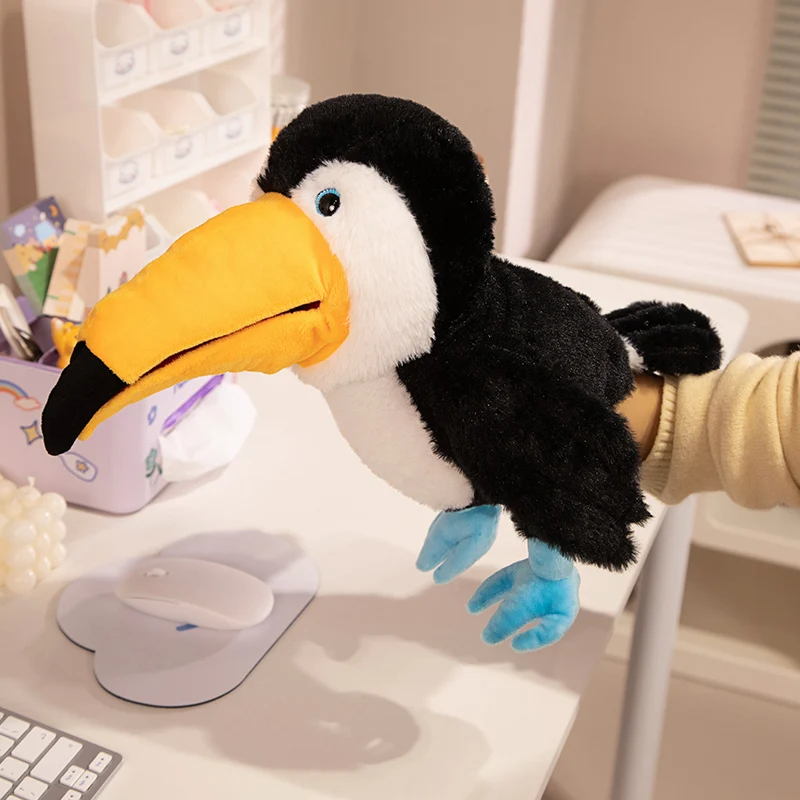 Nuevo 6 estilos Toucan marioneta de mano juguetes de peluche rendimiento de jardín de infantes Control de mano loro Toucan águila calva pavo real búho flamenco