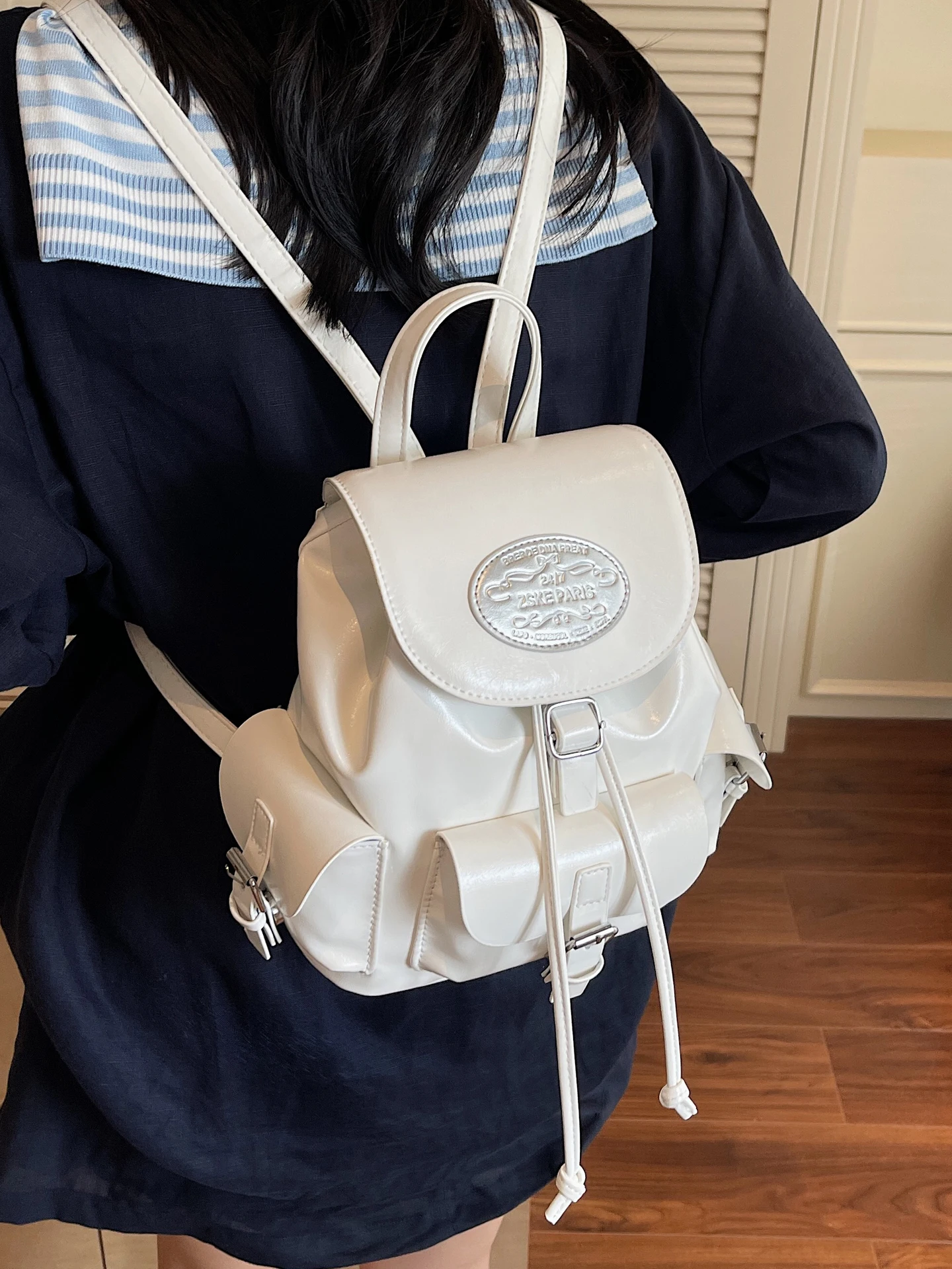 

Casual Faionable Women's Bapa Small Design Korean Sle Student School Bag Travel Bapa Versatile Buet ape