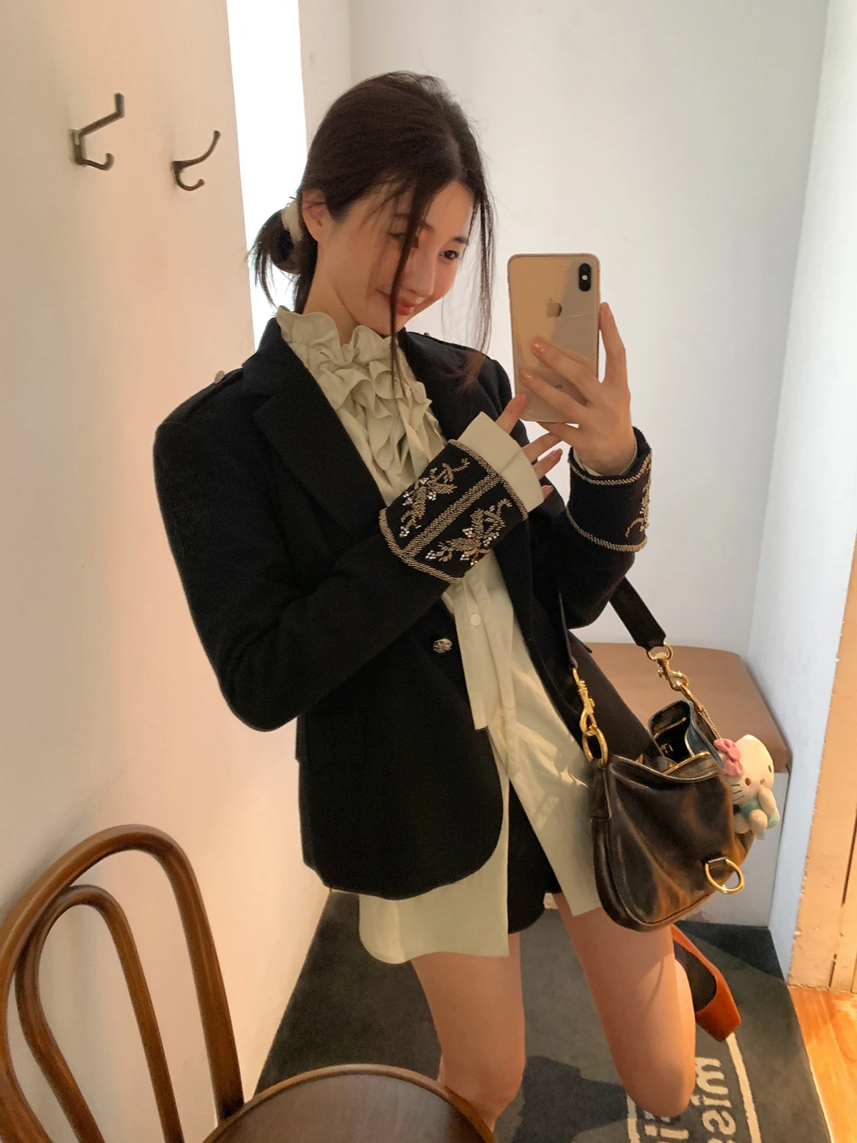 

Vcruan Aige Ruan Series Heavy Embroidery Knitted Woolen Jaet Autumn New Sle Long Sve Button Closure Women's Commute ...