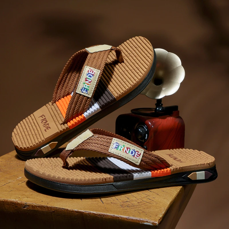 

Летние шлепанцы, мужская обувь, уличные пляжные нескользящие дышащие тапочки, мужские пляжные удобные повседневные сандалии, мужская обувь