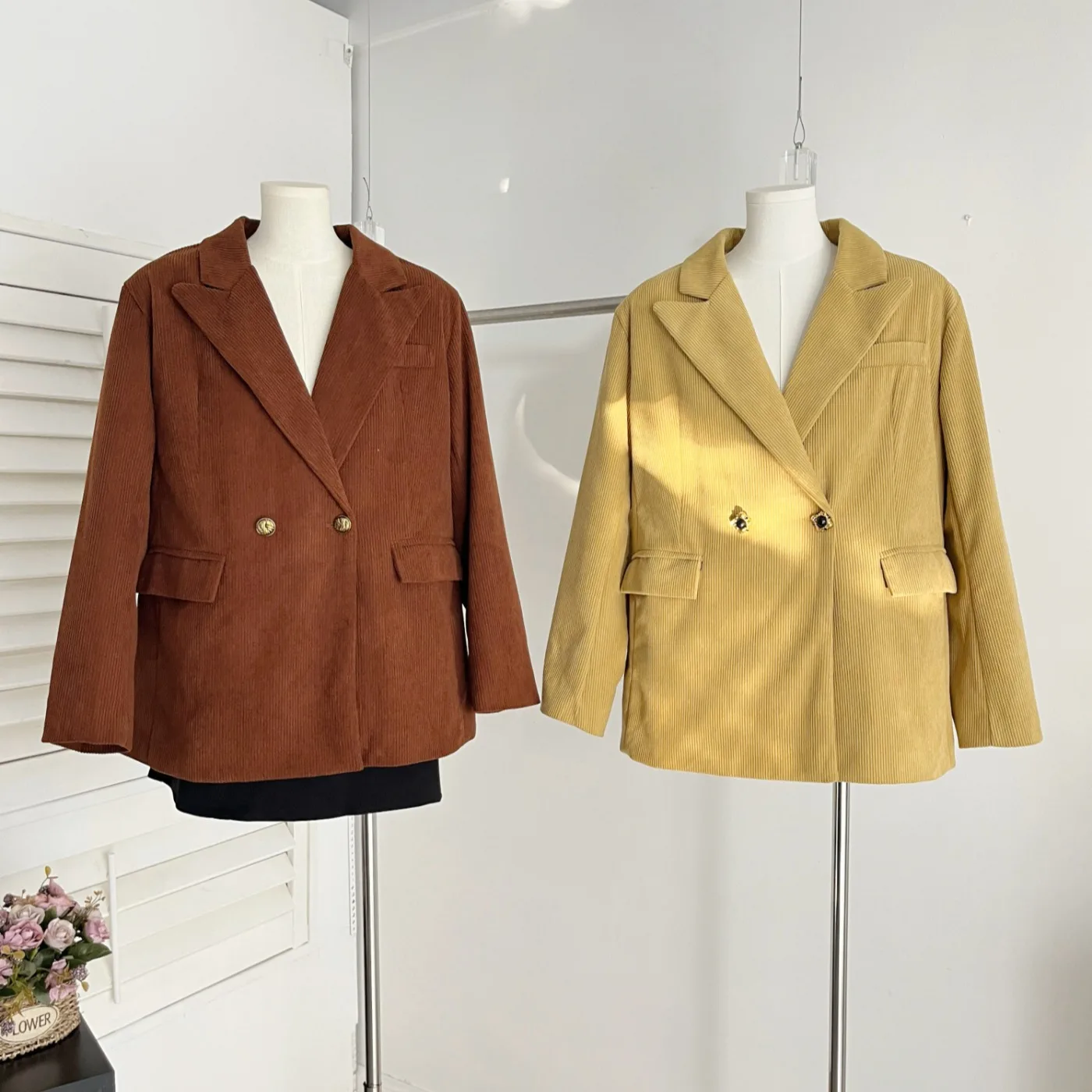 

Women's Retro Corduroy Suit Jacket Commuting Girl Autumn Casual Top Female Long Sleeve Solid Color Thin Coat