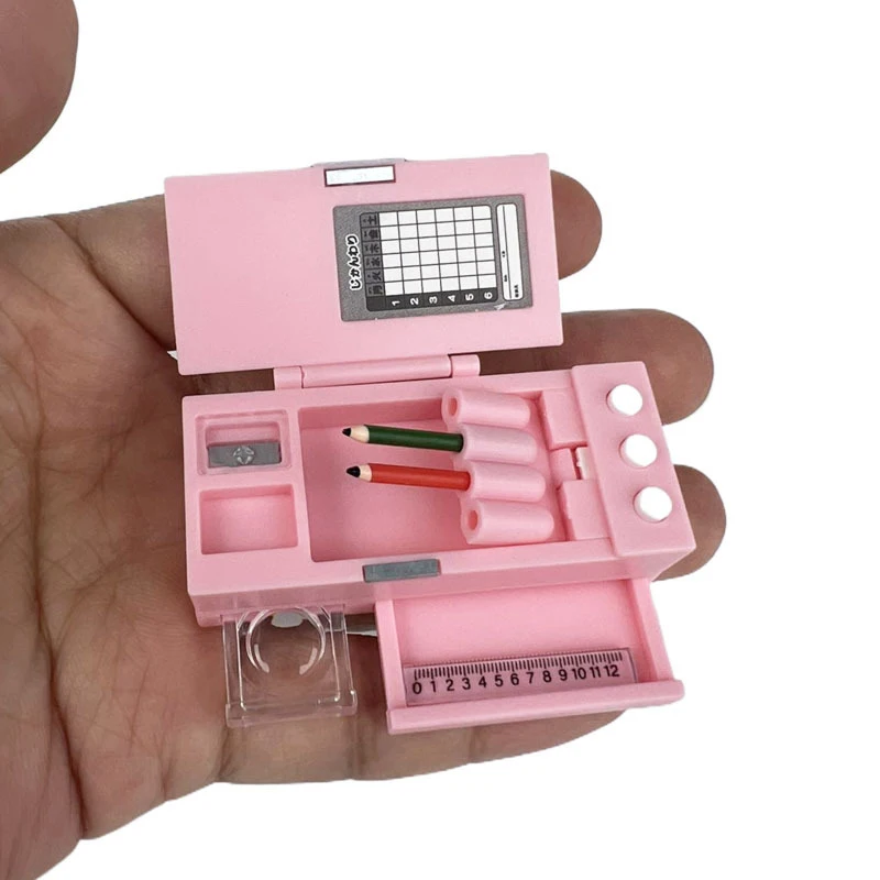 1 Juego de Mini estuche para lápices para casa de muñecas, juguetes para jugar a las casitas, estuche para lápices con escena realista, modelo de caja de papelería para casa de muñecas, juguetes para niños
