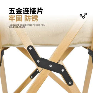 Piknik için bir sandalye, kamp sandalyesi, kelebek ağacı, sandalyede en çok satılan 7 kelebek-no. 7