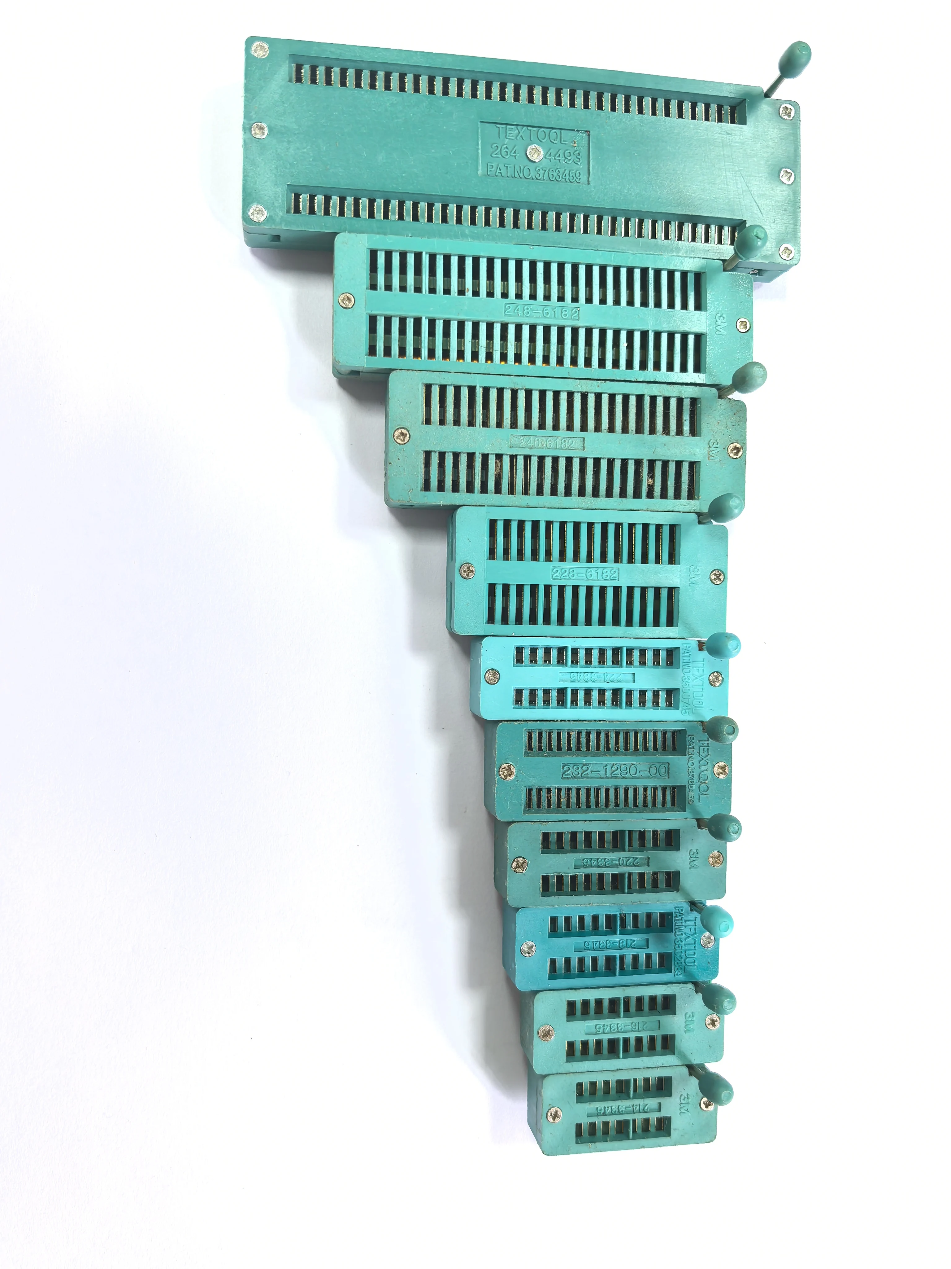 10pcs/lot 14 16 18 20 24 28 32 40 48 64P Pin 2.54 MM Green DIP Universal ZIF IC Socket Test Solder Type IC lock seat zif socket