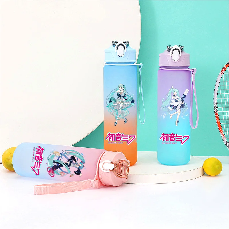 Hatsune Miku 750ml Cartoon Gradient Color Plastic Sippy Cup Outdoor Sports Aldult Portable Large Capacity Childrens Drinking Cup