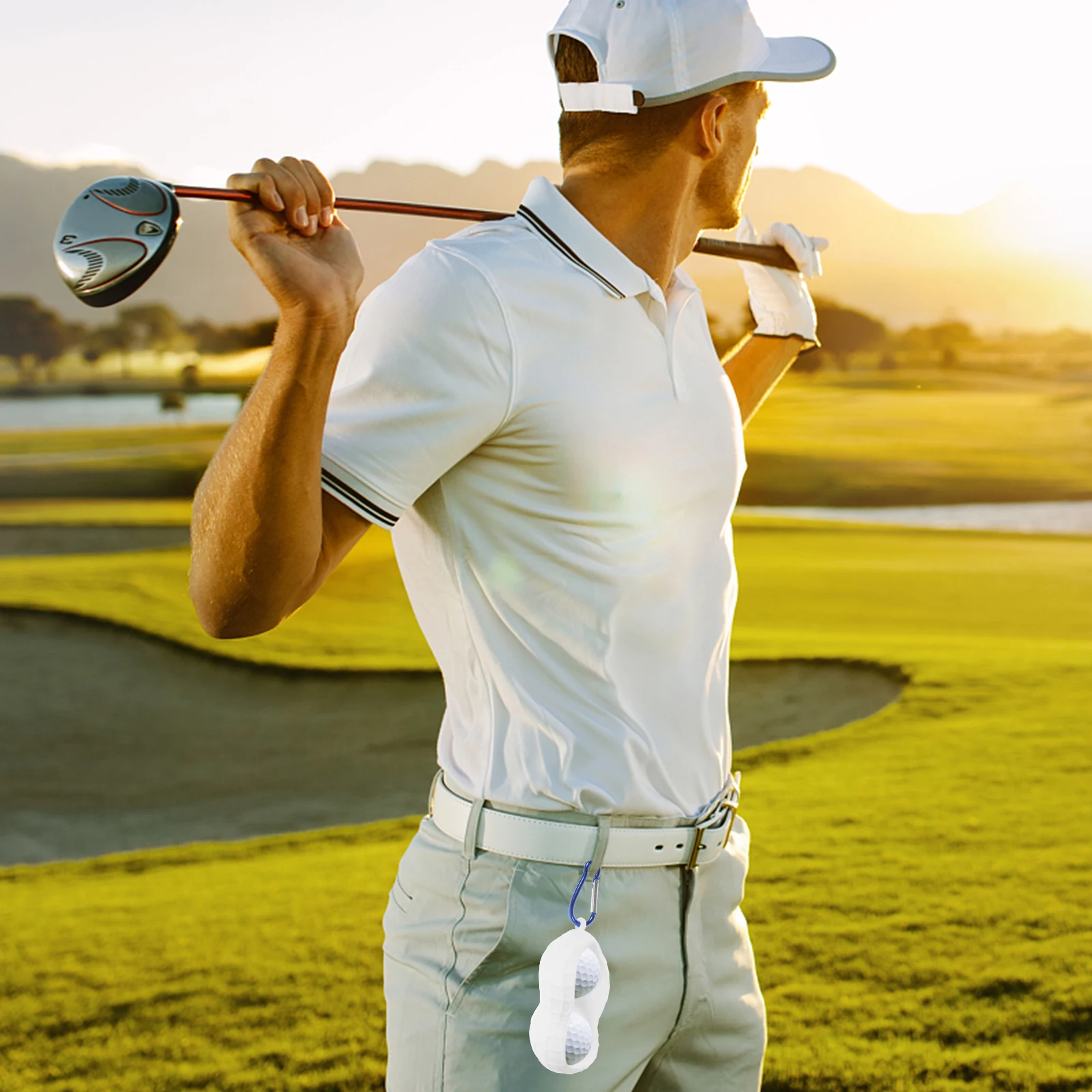 

Golf Ball Holder 2 Balls Silicone Protector White Random Buckle Golf Accessories Portable Golfer Men Training Golfs Ball Sleeve