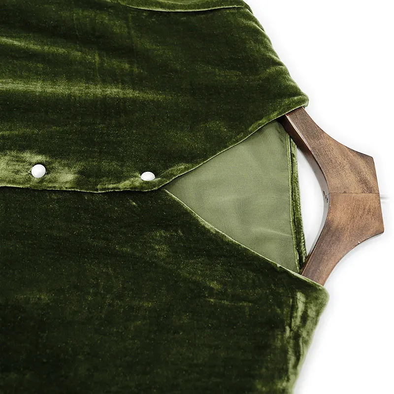 ضوء فاخر النمط الفرنسي يغطي البطن التخسيس الخامس الرقبة التوت الحرير المخملية الأعلى الحرير الحقيقي المخملية قصيرة الأكمام حجم كبير