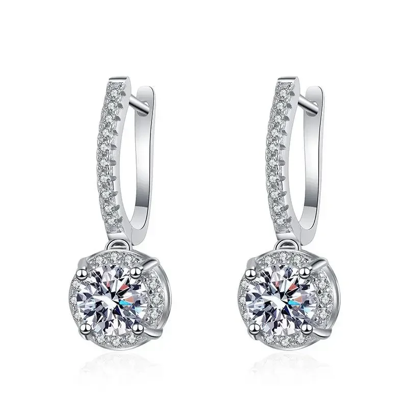 

18K platinum diamond stud earrings high-end luxury plated PT950 platinum 1 carat D color moissanite earrings goddess style