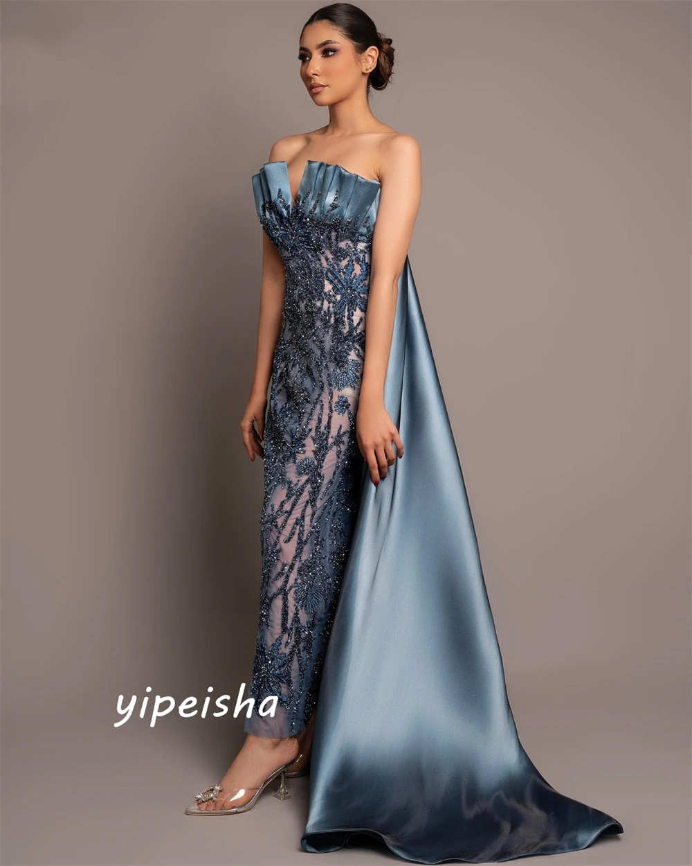 Customized Fashion Sexy Casual Strapless A-line Quinceanera Beading Paillette / Sequins Tulle Charmeuse Evening