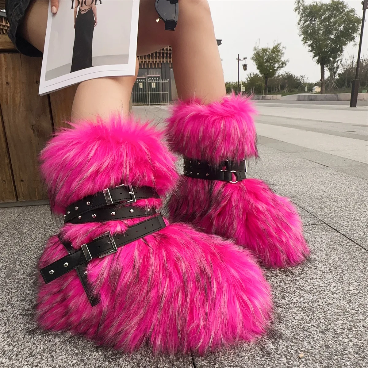 

2025 New Women Fried Street Spice Thick-soled Y2K Punk Imitation Wool Rivet Thin Dark Strap-on Snow Boots