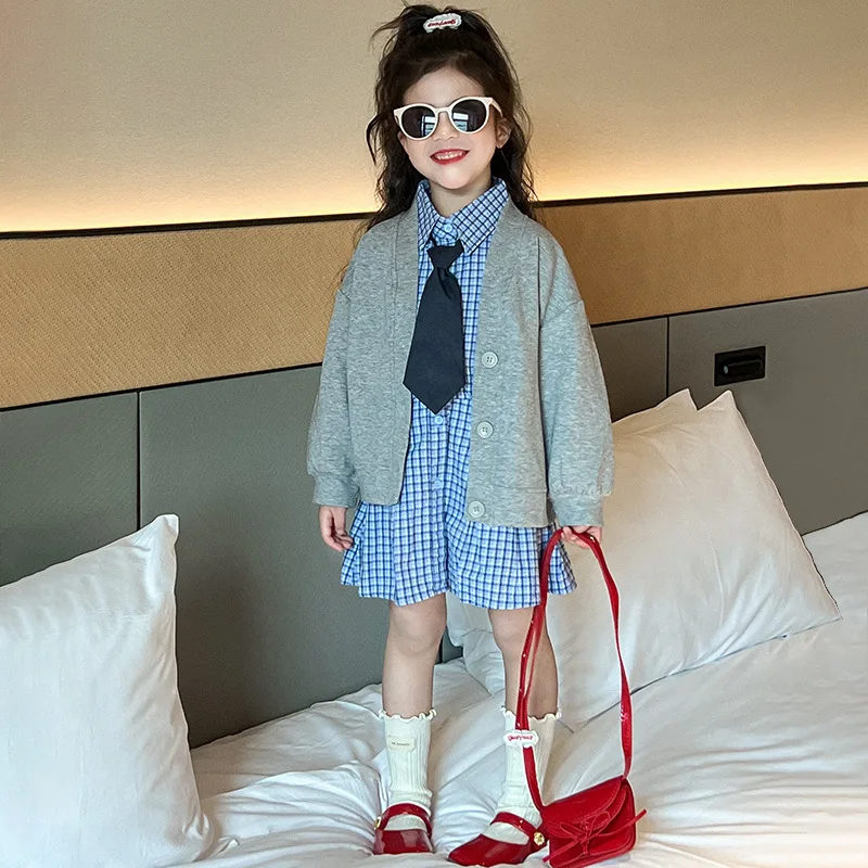 

2025 Spring New Childrens Clothing Set Korean Girls Embroidered Single breasted Coat Casual Checkered Dress