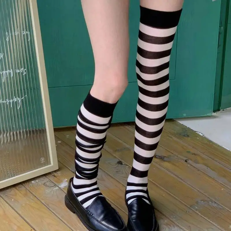 Subculture Black and White Striped Knee Socks Antibacterial Anti-pilling Socks Y2k Sweet Cool Girl Pile Calf Socks
