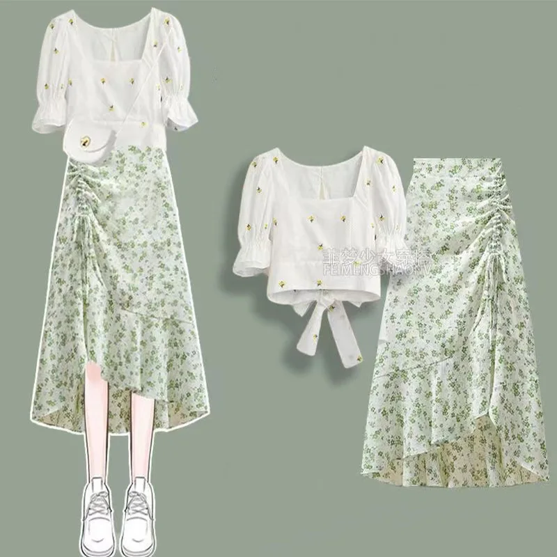 A Complete Set of Summer Outfits for the 2024 New Oversized Women\'s Floral Lace Up Top, Slimming Half Skirt Two-piece Set Dress