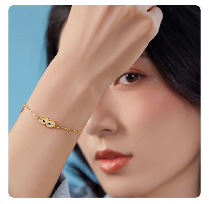 Minions Kevin Gold Bracelet, Cute Anime Accessory