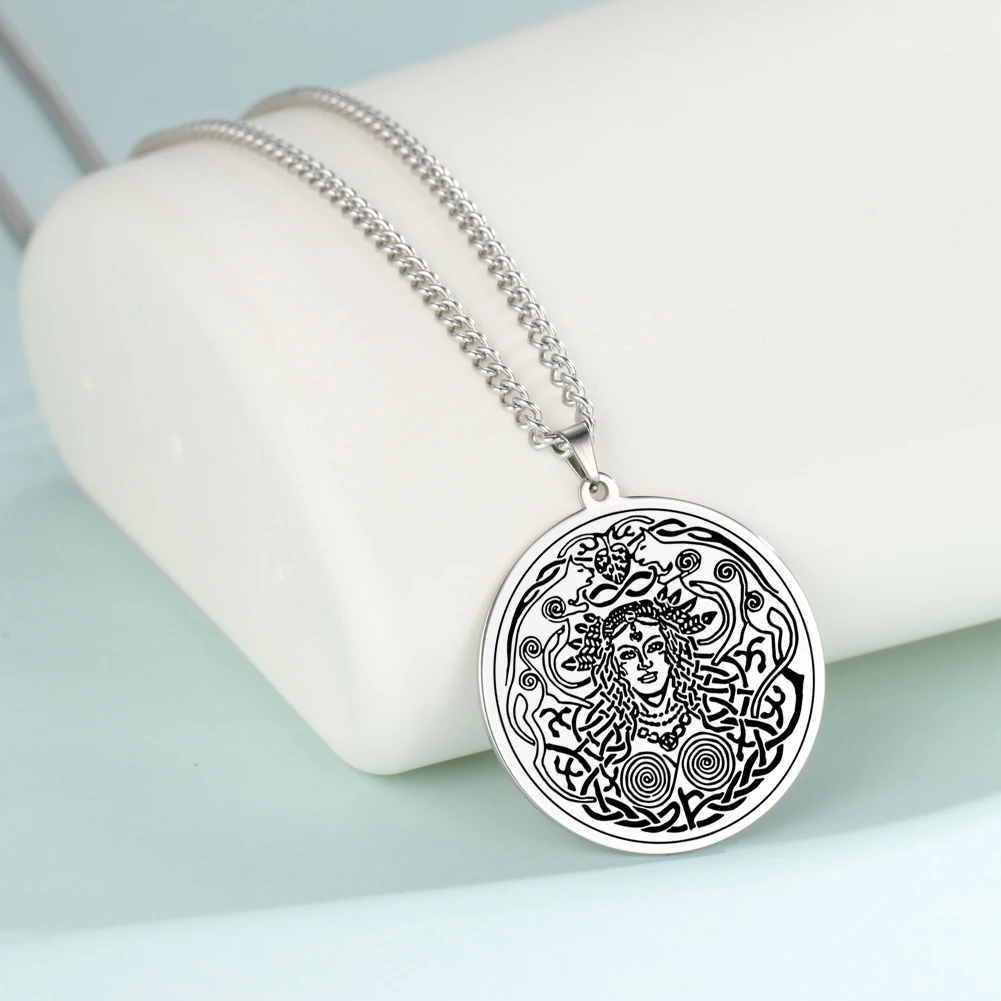 Skyrim Norse Mythology Freyja Goddess Round Pendant Necklace Stainless Steel Love, Sex, Beauty, Fertility Amulet Jewelry Gift