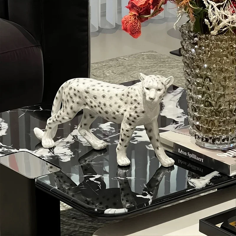 Leopard Sculpture Ornament,Animal Leopard Model Statues,Creative Artwork Decor,Resin Crafts Living Room Decoration,Nordic Gifts