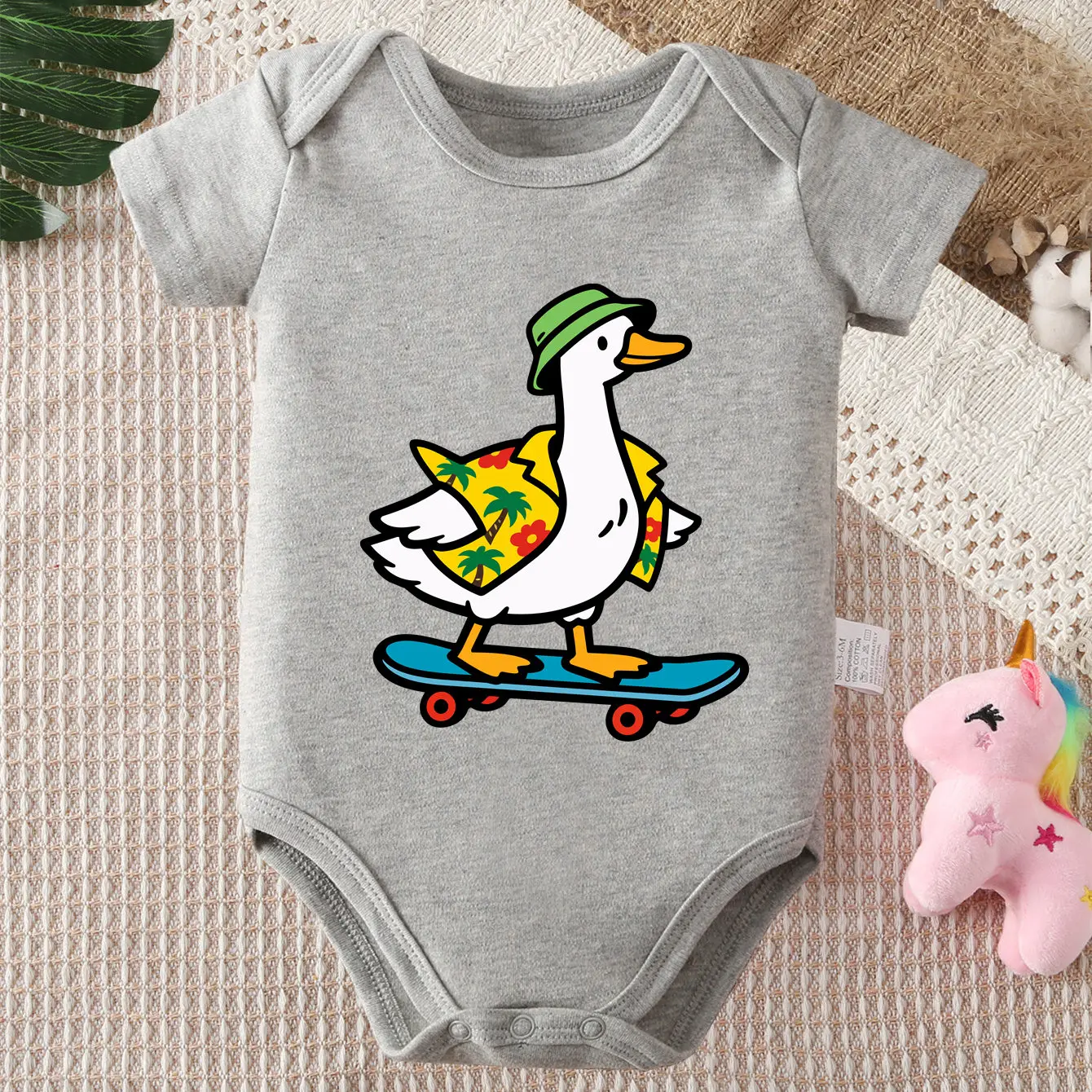 100% Cotton Onesie Summer Time Skating With Friend Print Bodysuit Comfortable Cloth for Baby Jumpsuit for 0 To 12 Months Newborn