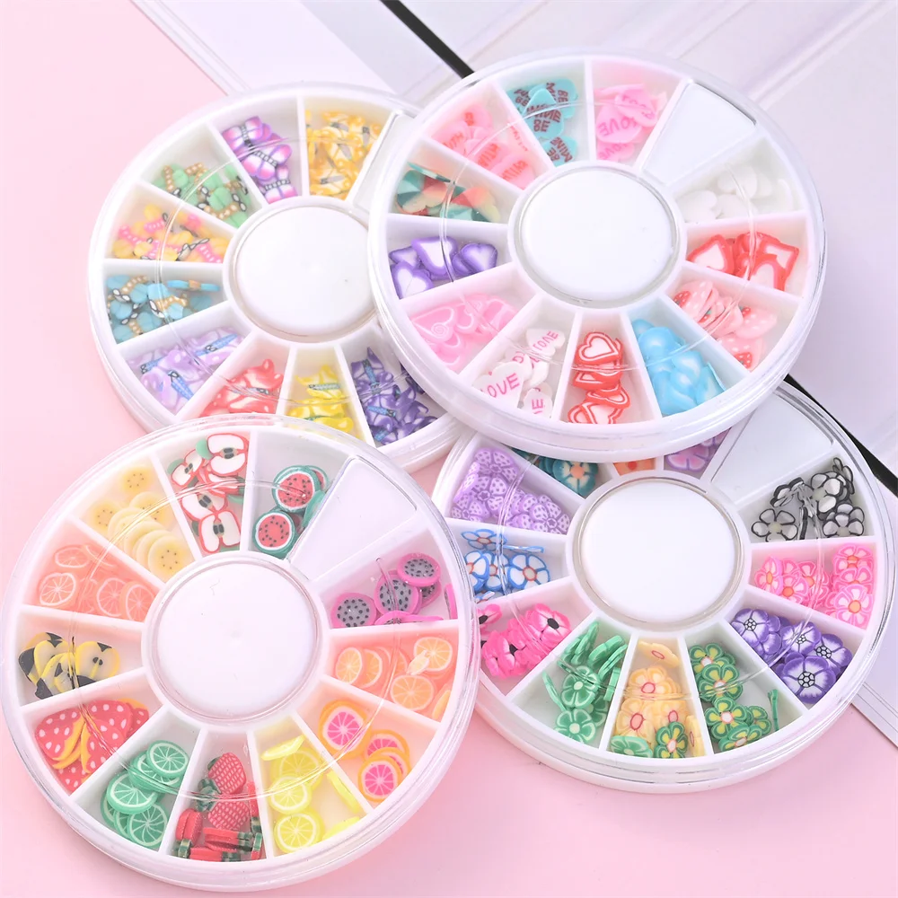 4 Boxen 5,8 mm gemischte Polymer-Clay-Scheiben-Set, niedliche Frucht-, Blumen- und Herz-Fruchtscheiben für 3D-Nagelkunst-Design, Bastel- und DIY-Zubehör – Detail 11