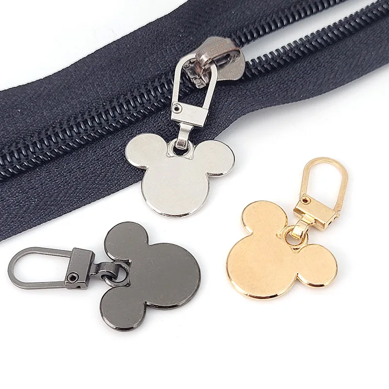 

Hot Disney Mickey Mouse Peripheral Cartoon Mickey Shape Detachable Zipper Head Universal Small Hole Accessories Repair Artifact