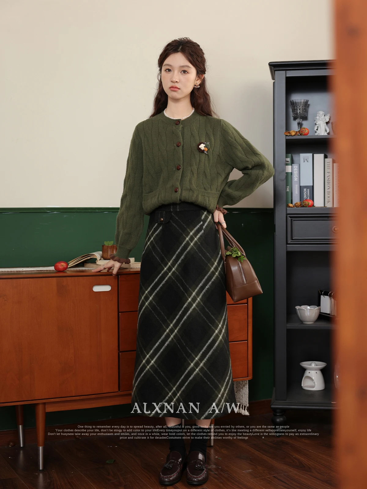 ALXNAN Women's Plaid Skirt 2025 Autumn Winter Long A-line Skirts Elegant Casual Office Lady High-waist Female Clothing LXN32588 - Image 4