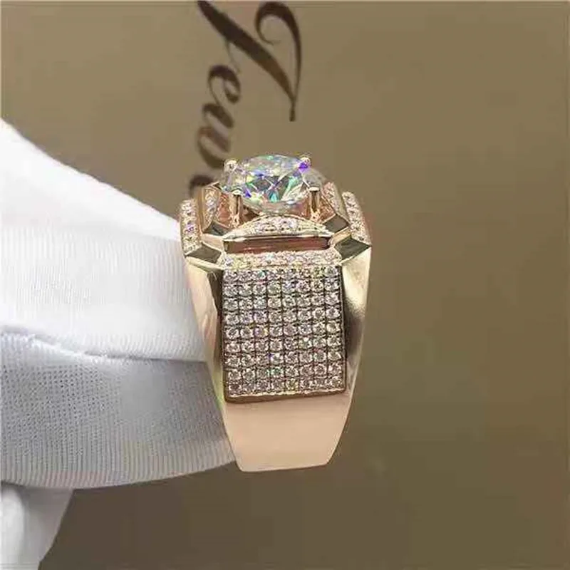 Fashion White Crystal CZ Ring For Women Men Hip Hop Full Crystal Engagement Ring Men Wedding Band Party Jewelry