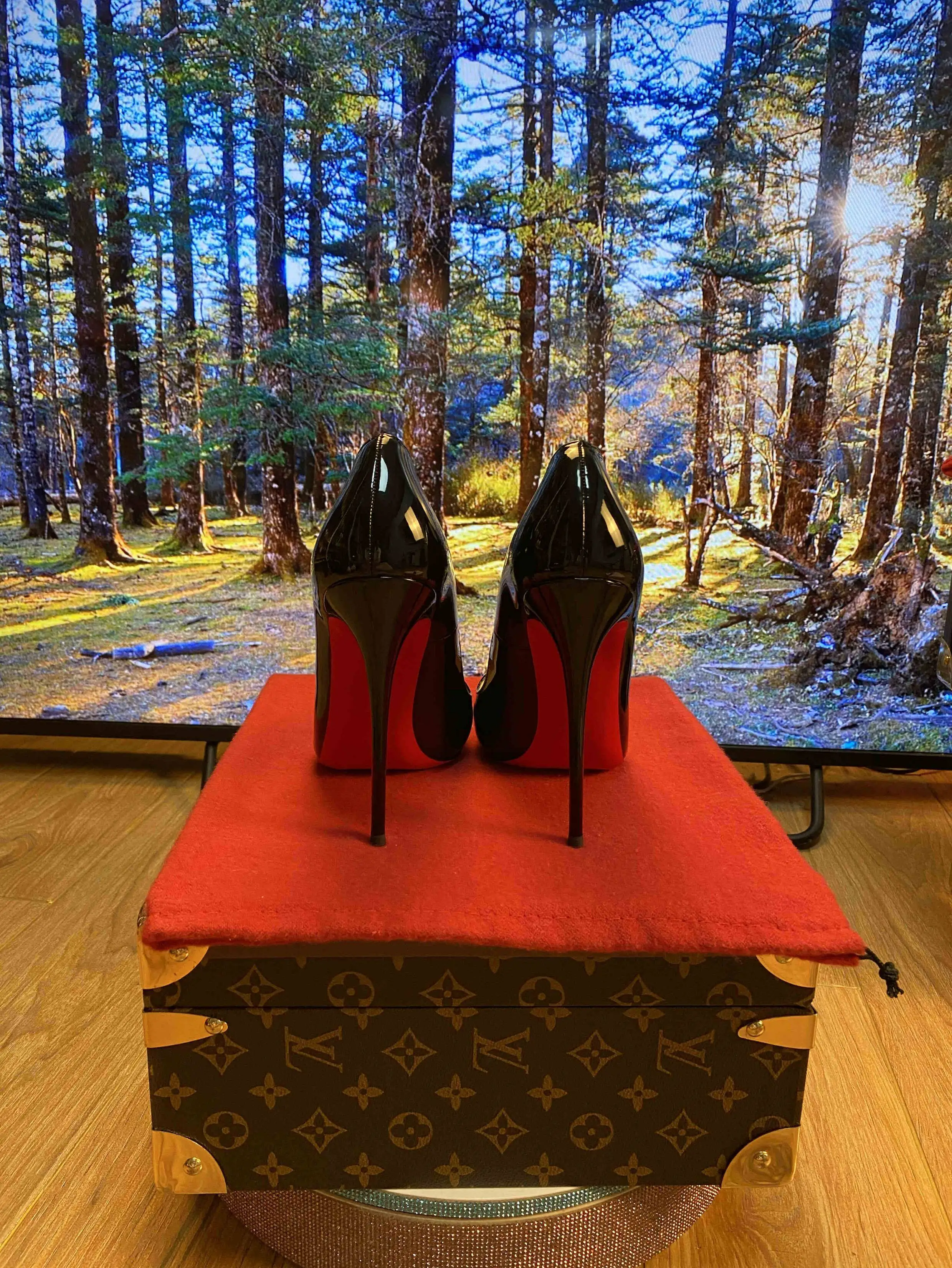 New Spring 12cm Socialite Super High Heels Black Classic Versatile Patent Leather Fine Heel Professional Plus Size Single Shoes