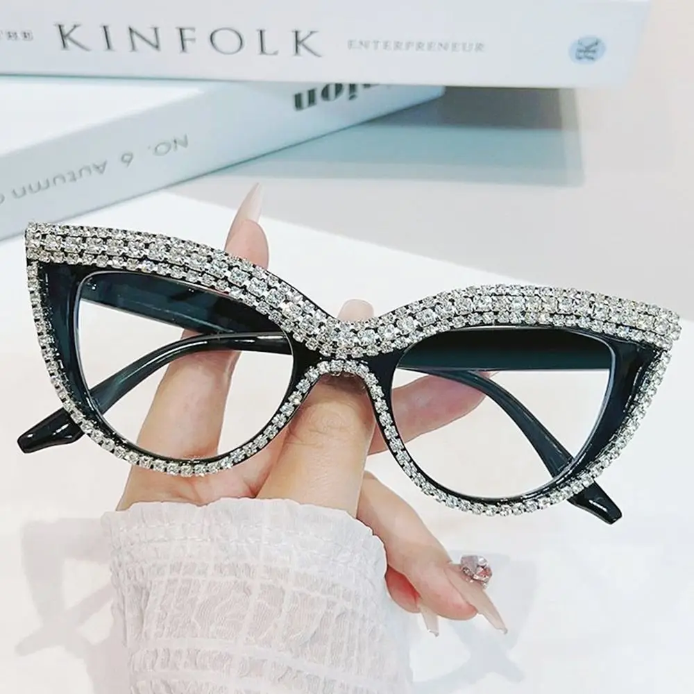 Portable Rhinestone Reading Glasses Vintage Square Hyperopia Glasses Eye Protection Luxury Optical Eyewear for Women