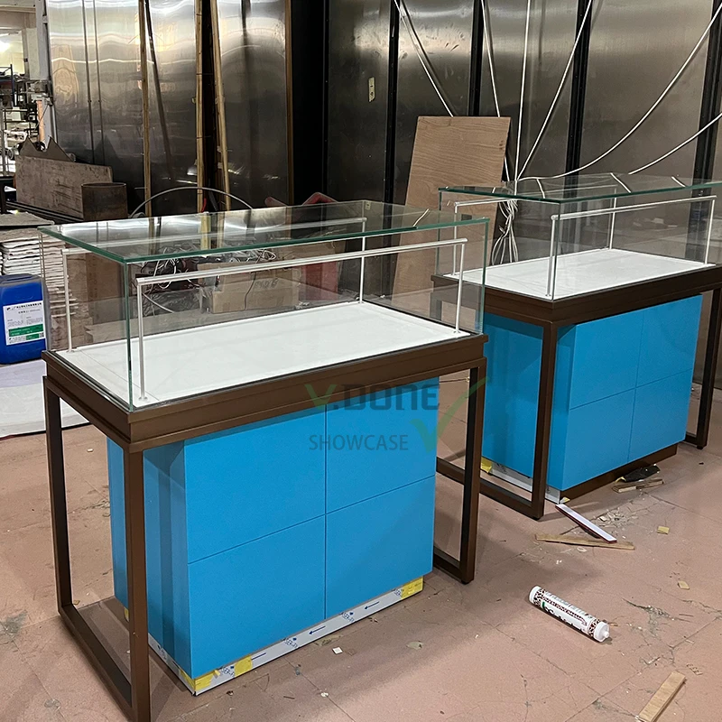 Customized. luxury jewellery showroom counter stainless steel store furniture glass jewelry display showcase jewelry cabinets wi