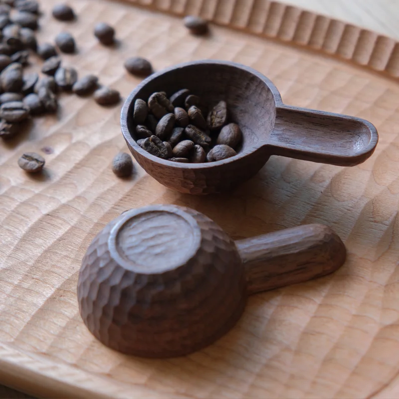Ретро резная ложка ручной работы из цельного дерева, мерная ложка 10 г, бытовая мерная ложка, кухонные аксессуары для кофейни