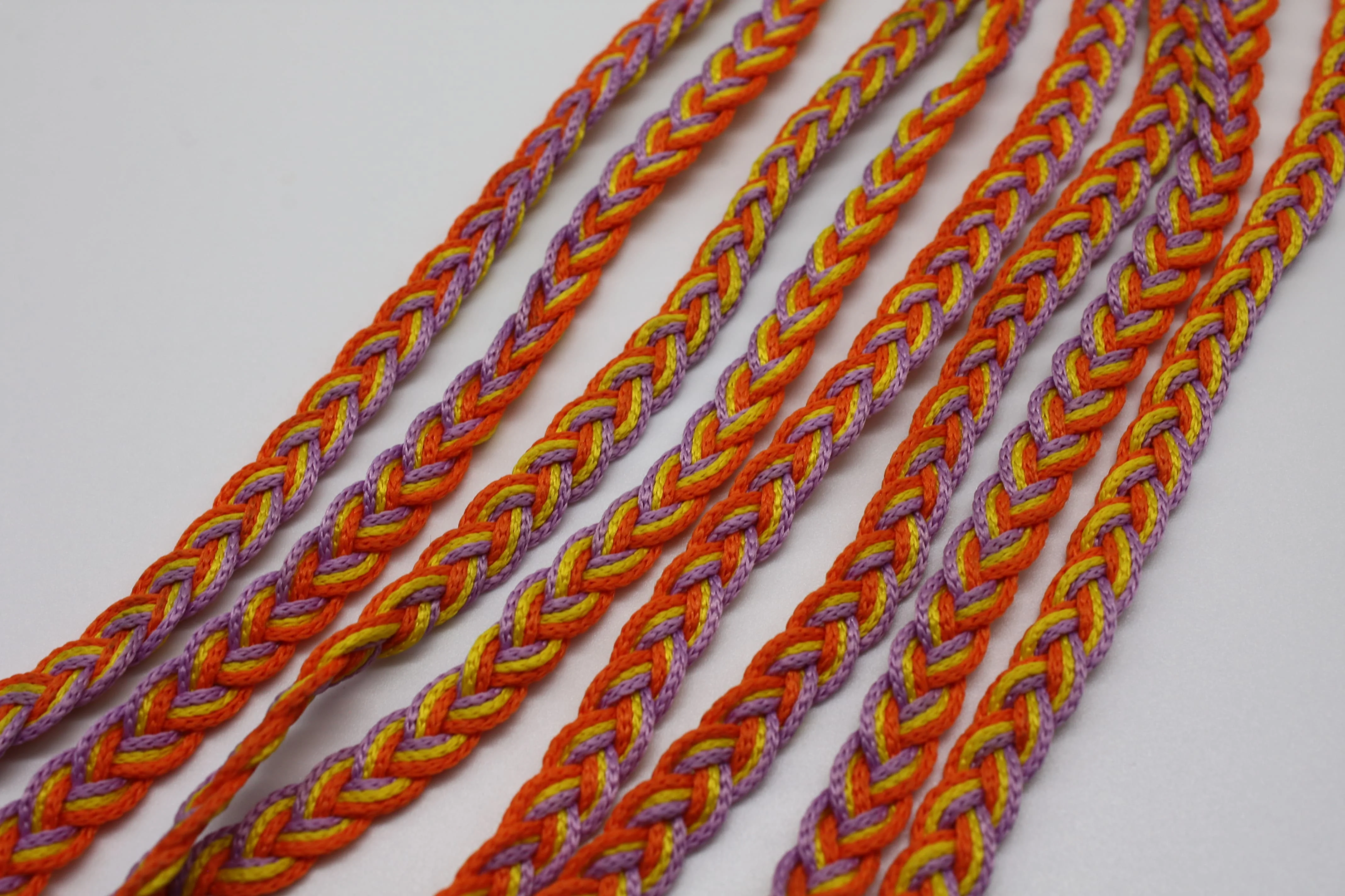 Macchina per intrecciare il pizzo Soutache a 9 mandrini