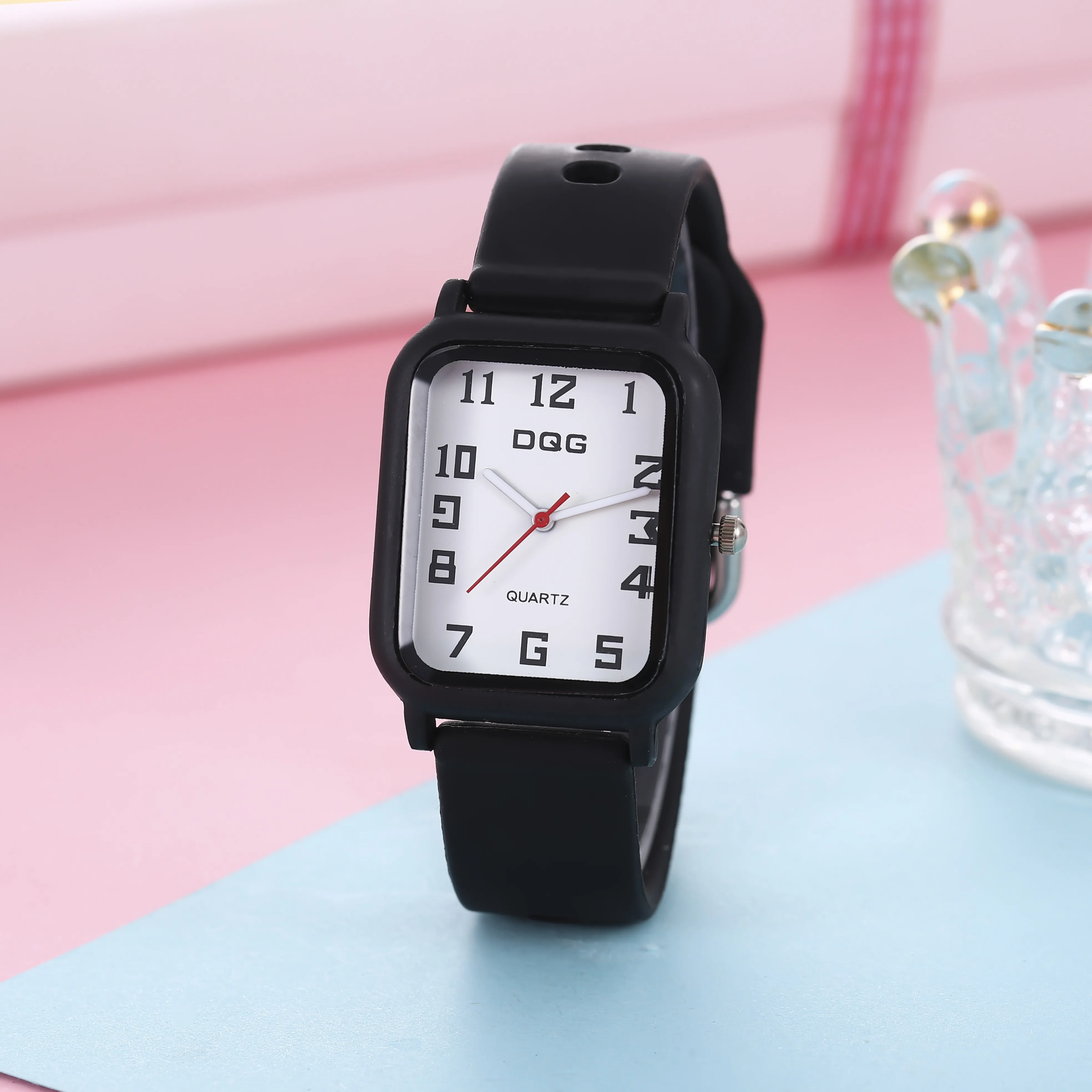 DQG Brand New Women\'s Wristwatch Fashion Trendy Casual Simple Style Silicone Strap Square Quartz Ladies Watch Student Clock