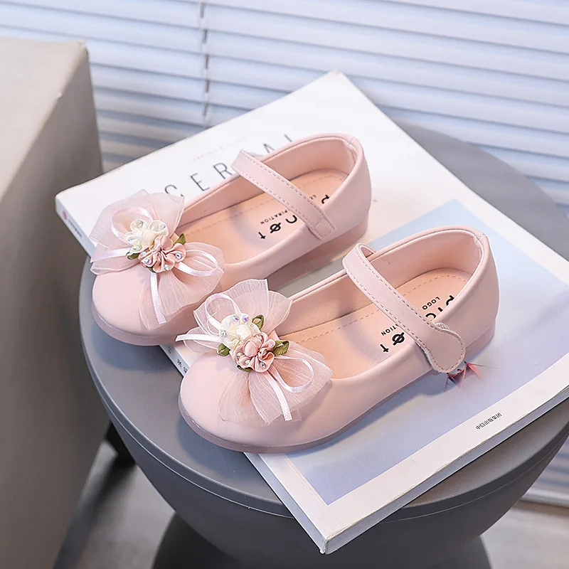 Girl Shoes 2026 Spring New Luminous Shoes Bow Leather Shoe Rhinestone Princess Shoe Fashion Women's Shoes Allmatch Kids Shoe
