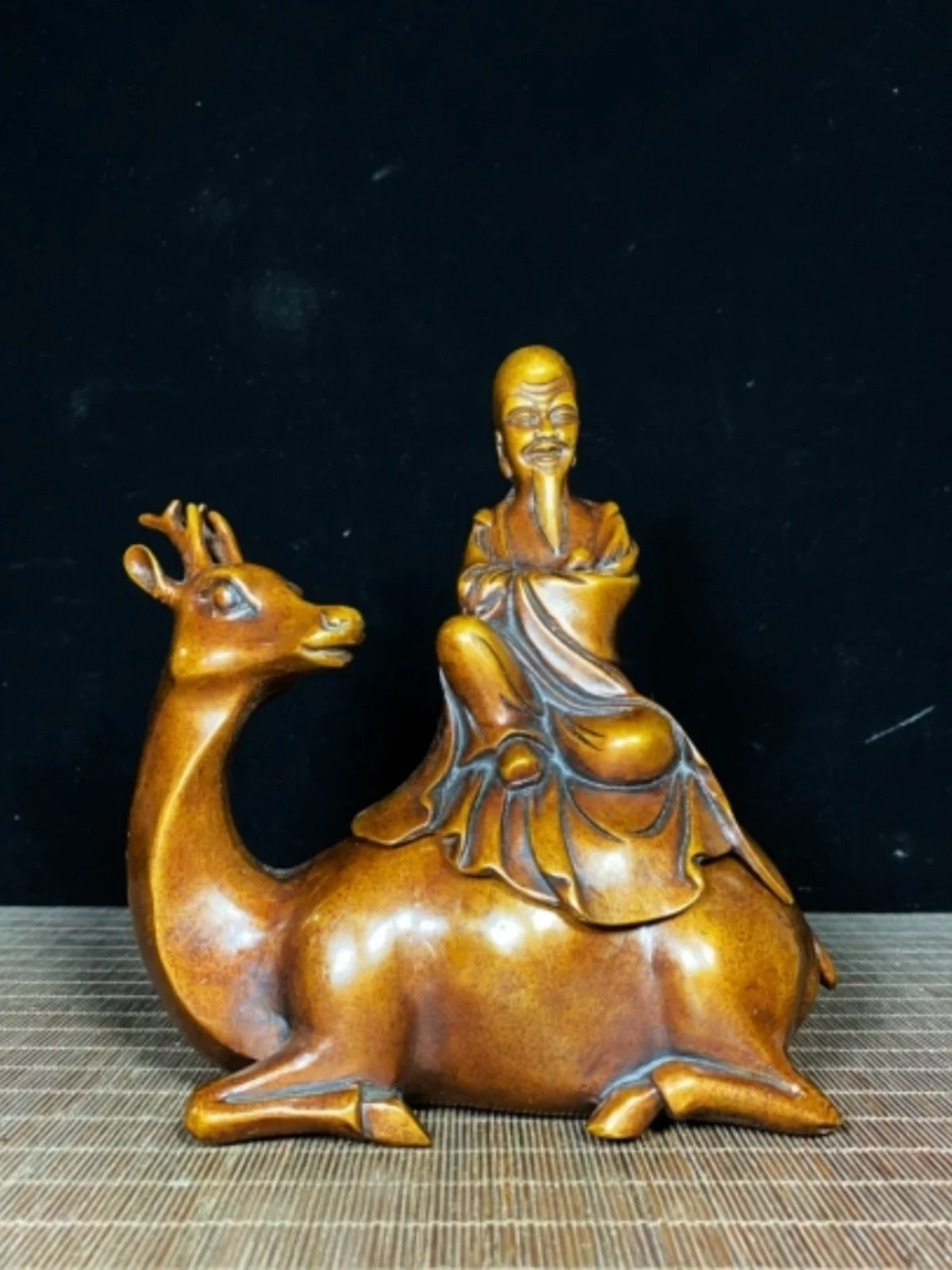 Old Bronze Birthday Star, Antarctic Immortal Riding Deer Incense Burner, Height 20 centimeters, Length 17.6 centimeters, Weight