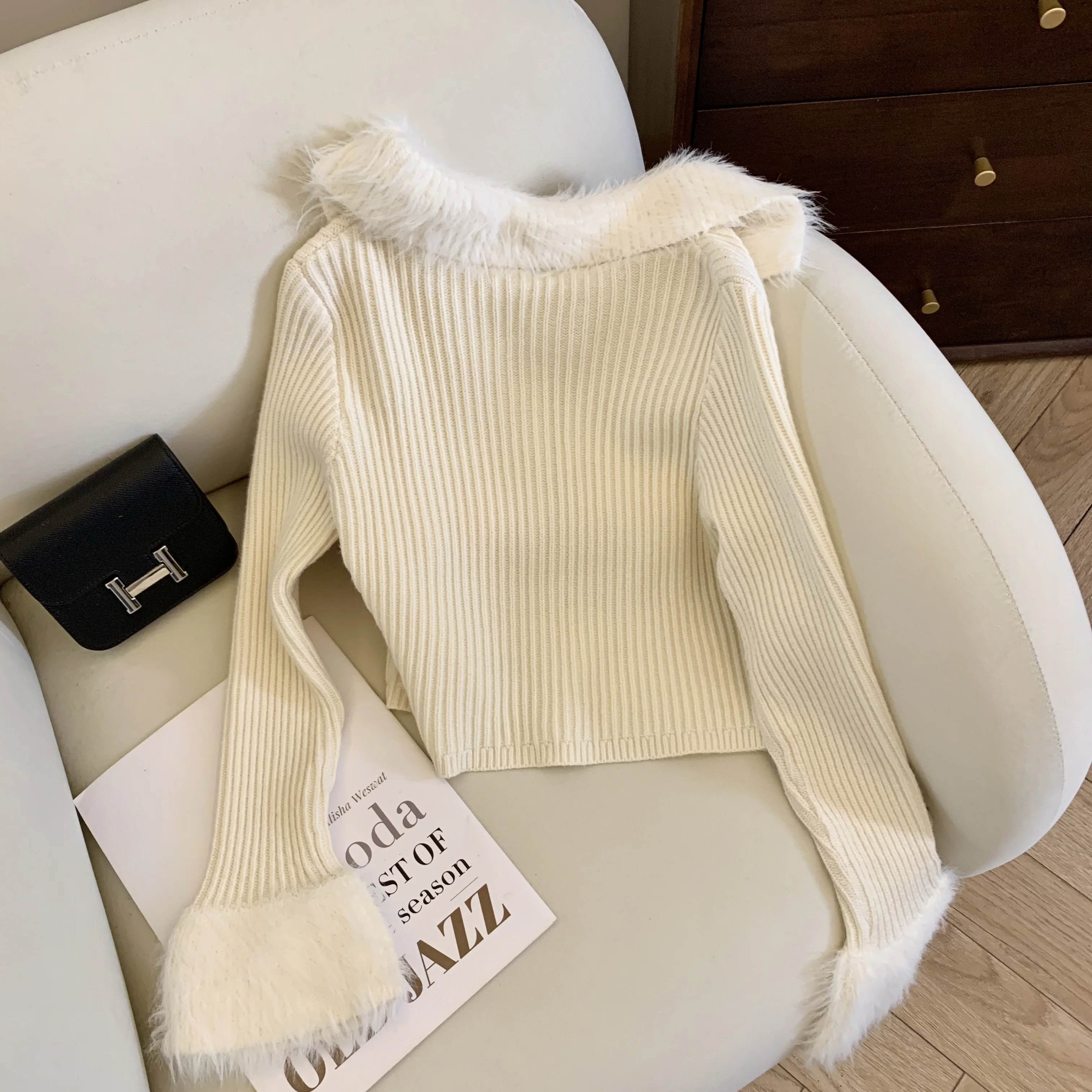 ผู้หญิงApricotคอเสื้อแขนยาวY2Kภาษาฝรั่งเศสคําแฟชั่นElegantสุนทรียศาสตร์VINTAGE 90s WARM TOPเสื้อกันหนาวเสื้อผ้า 2025 ใหม่